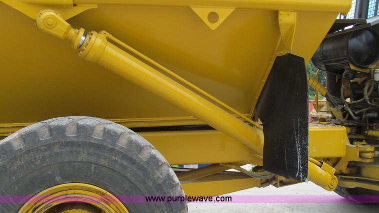 image for item E3987 1993 Volvo BM A30 articulated haul tuck