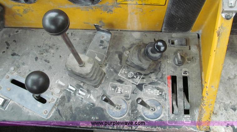 image for item E3987 1993 Volvo BM A30 articulated haul tuck