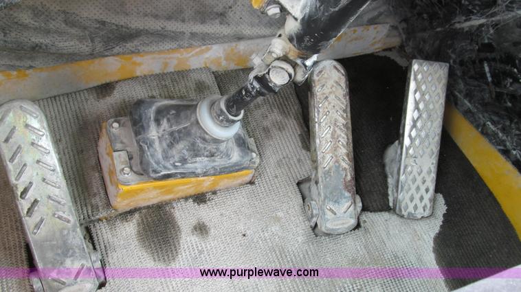 image for item E3987 1993 Volvo BM A30 articulated haul tuck