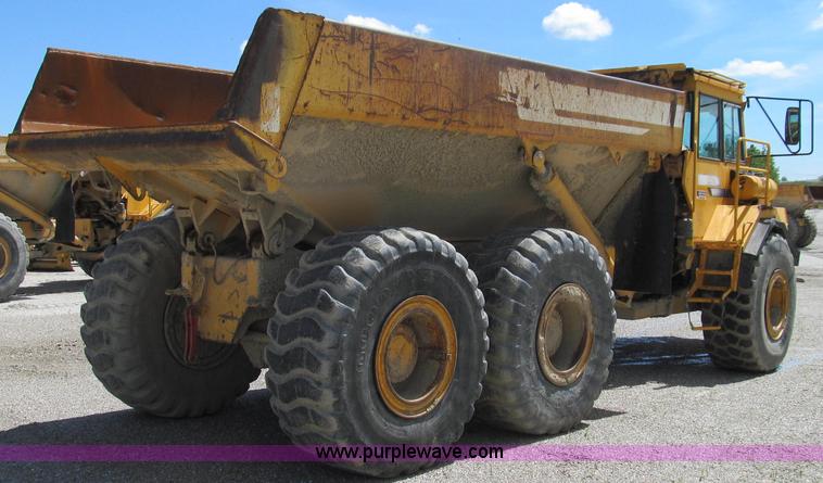 image for item E3989 1999 Volvo A25C articulated haul truck