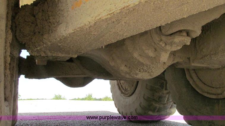 image for item E3989 1999 Volvo A25C articulated haul truck