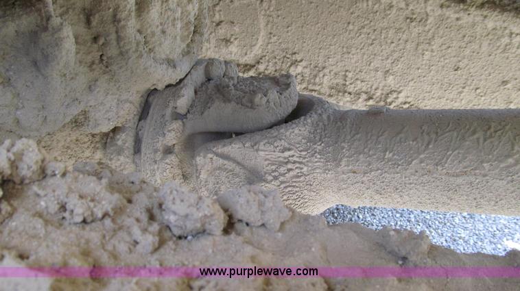 image for item E3989 1999 Volvo A25C articulated haul truck