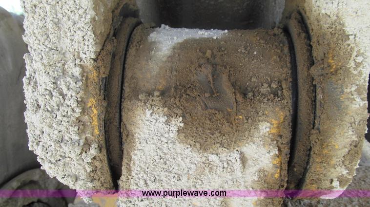 image for item E3989 1999 Volvo A25C articulated haul truck