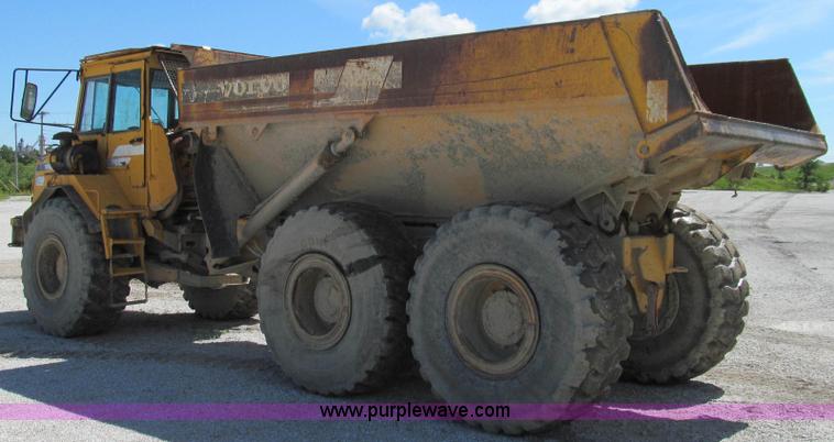 image for item E3990 Volvo A25C articulated haul truck