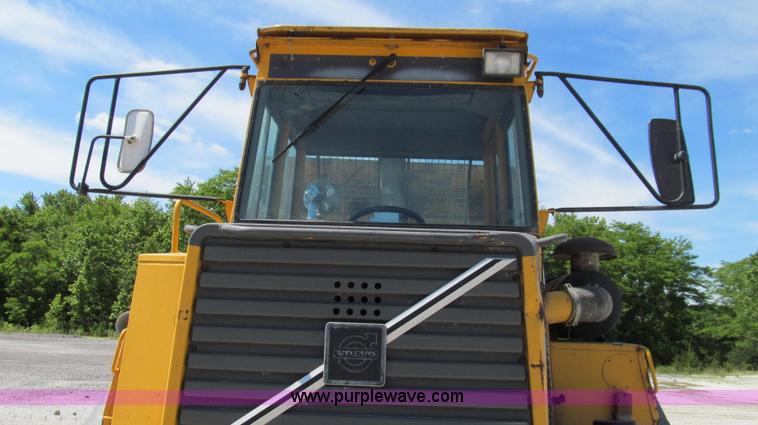 image for item E3990 Volvo A25C articulated haul truck