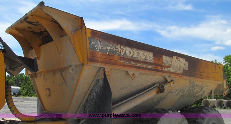 image for item E3990 Volvo A25C articulated haul truck