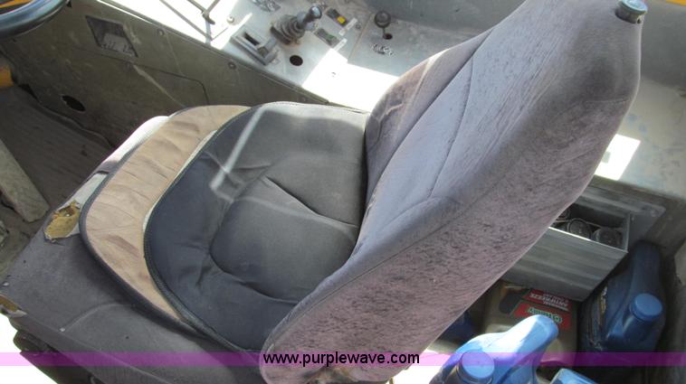 image for item E3990 Volvo A25C articulated haul truck