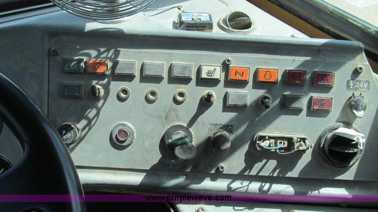 image for item E3990 Volvo A25C articulated haul truck