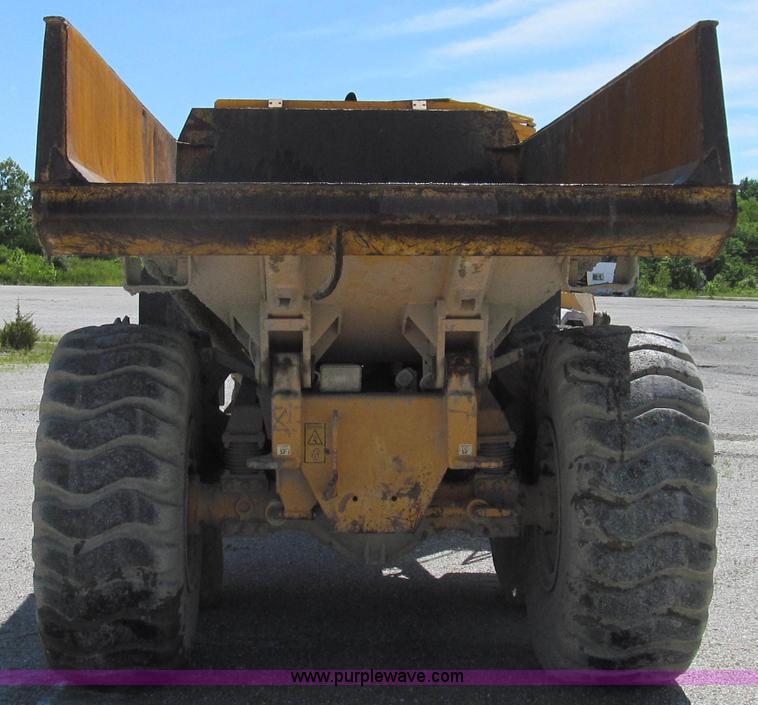 image for item E3991 2000 Volvo A25C articulated haul truck