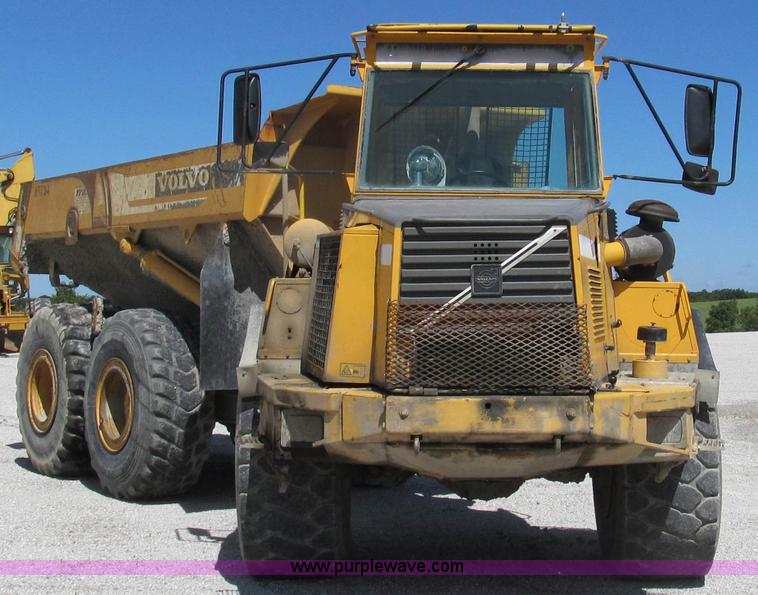image for item E3991 2000 Volvo A25C articulated haul truck