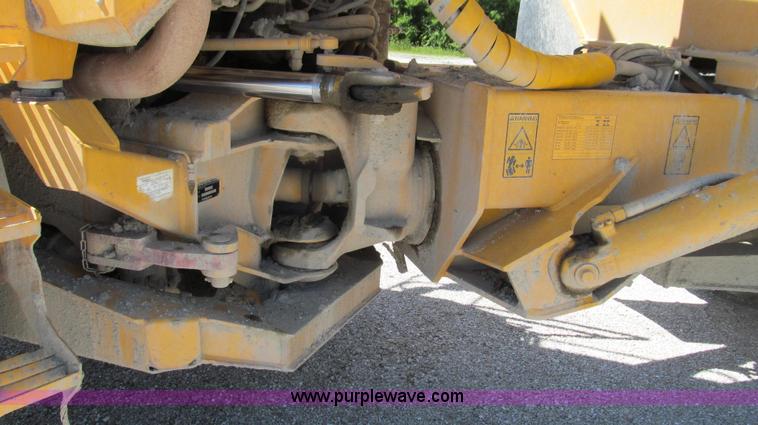 image for item E3991 2000 Volvo A25C articulated haul truck