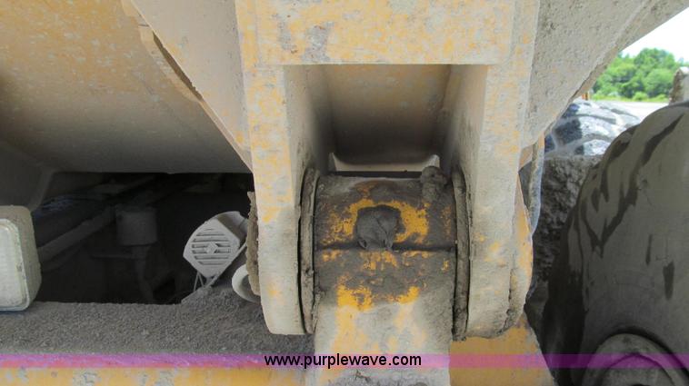 image for item E3991 2000 Volvo A25C articulated haul truck