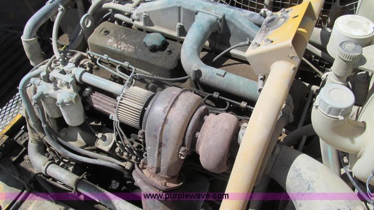 image for item E3991 2000 Volvo A25C articulated haul truck