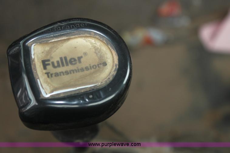 image for item E8494 1988 White WCA tank truck