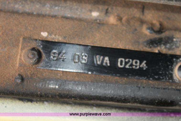 image for item E8494 1988 White WCA tank truck