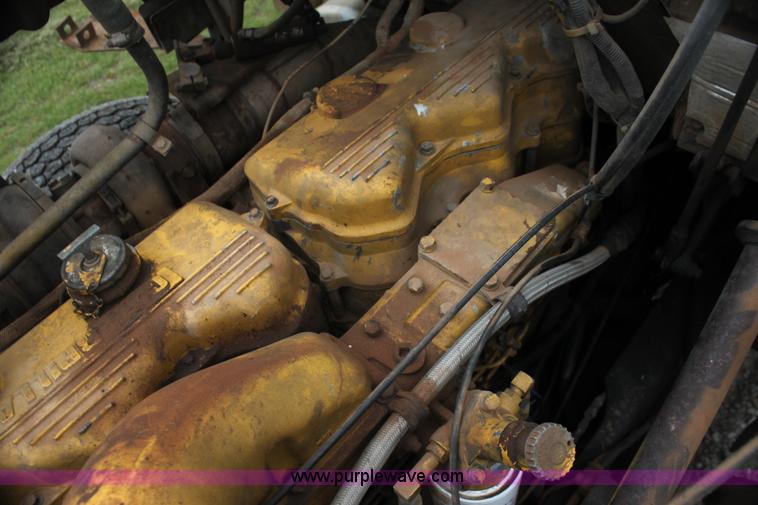 image for item E8495 1995 Western Star 490 tank truck