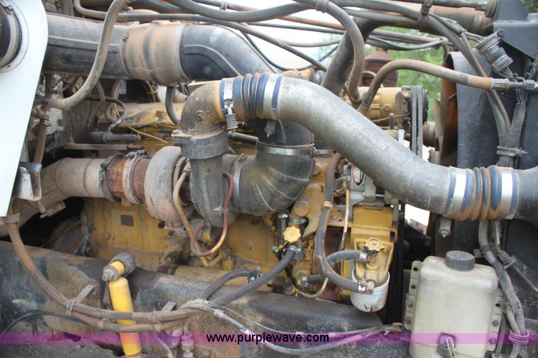 image for item E8495 1995 Western Star 490 tank truck