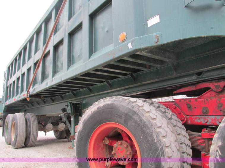 image for item F4147 1961 Steco SD2666 26' dump trailer