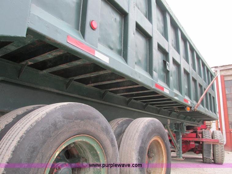 image for item F4147 1961 Steco SD2666 26' dump trailer