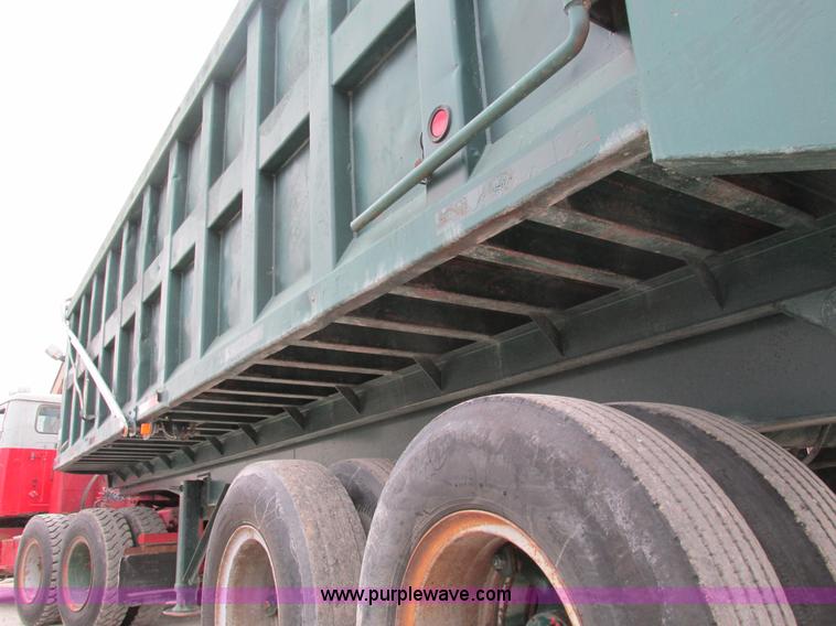 image for item F4147 1961 Steco SD2666 26' dump trailer