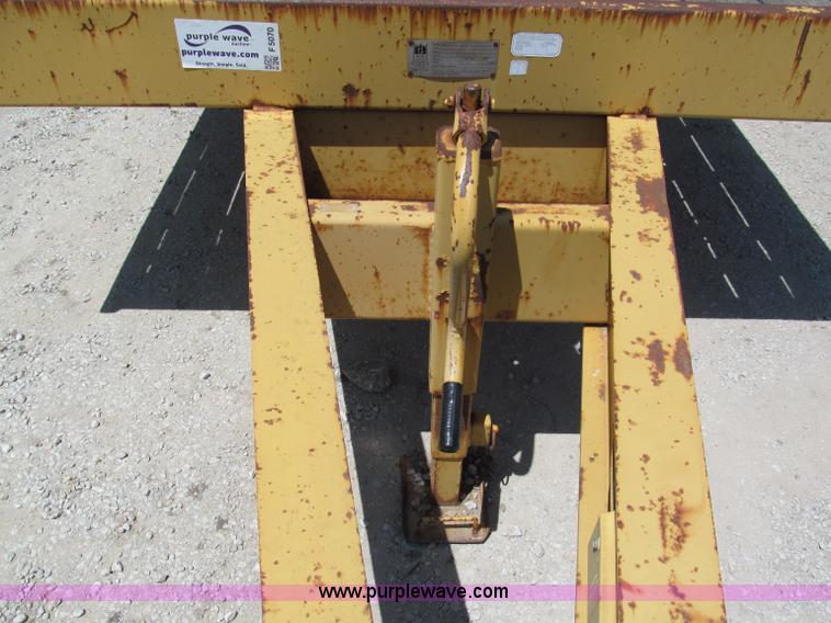 image for item F5070 1997 Trail King TK18-2200 flatbed trailer