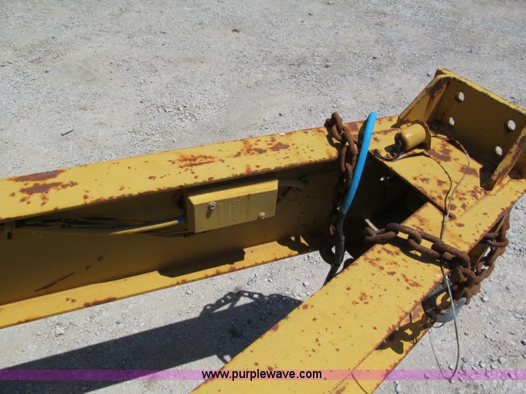 image for item F5070 1997 Trail King TK18-2200 flatbed trailer