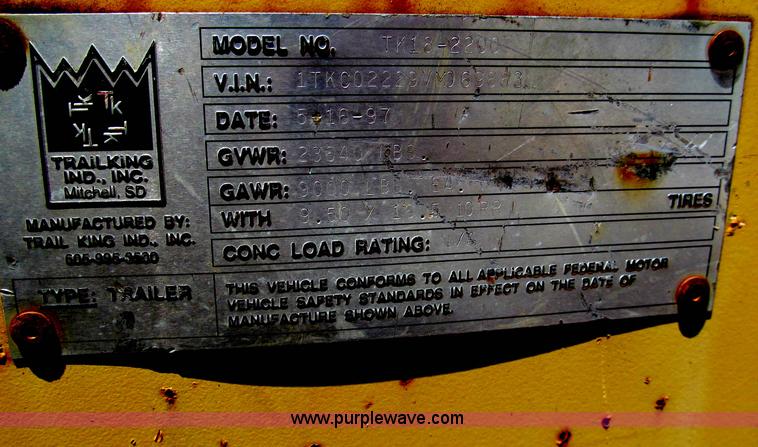 image for item F5070 1997 Trail King TK18-2200 flatbed trailer