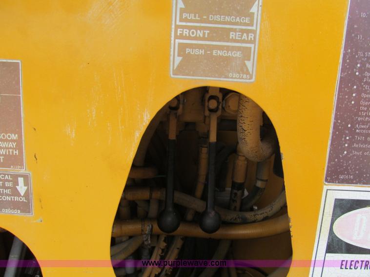 image for item F5071 1986 GMC General bridge inspection truck