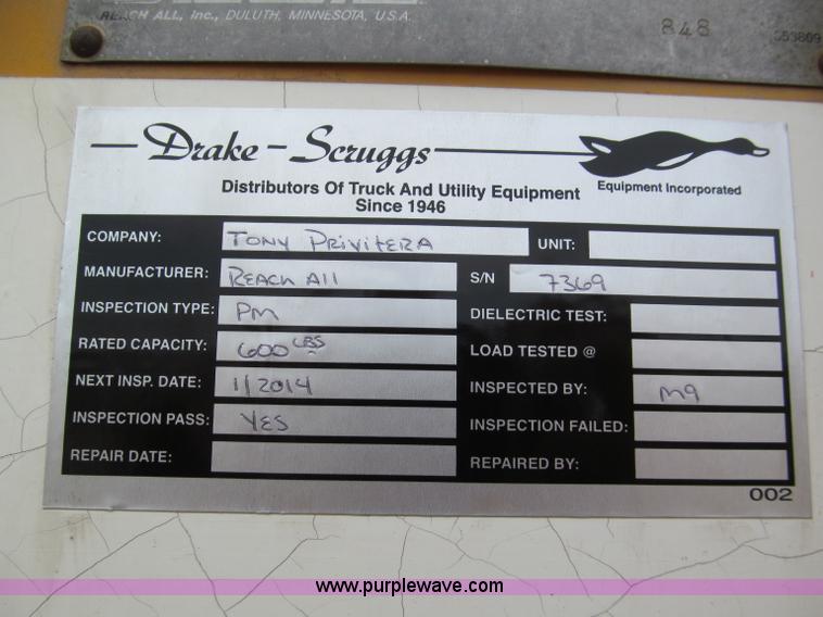 image for item F5071 1986 GMC General bridge inspection truck