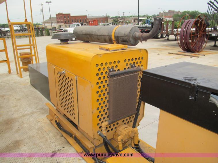 image for item F5071 1986 GMC General bridge inspection truck