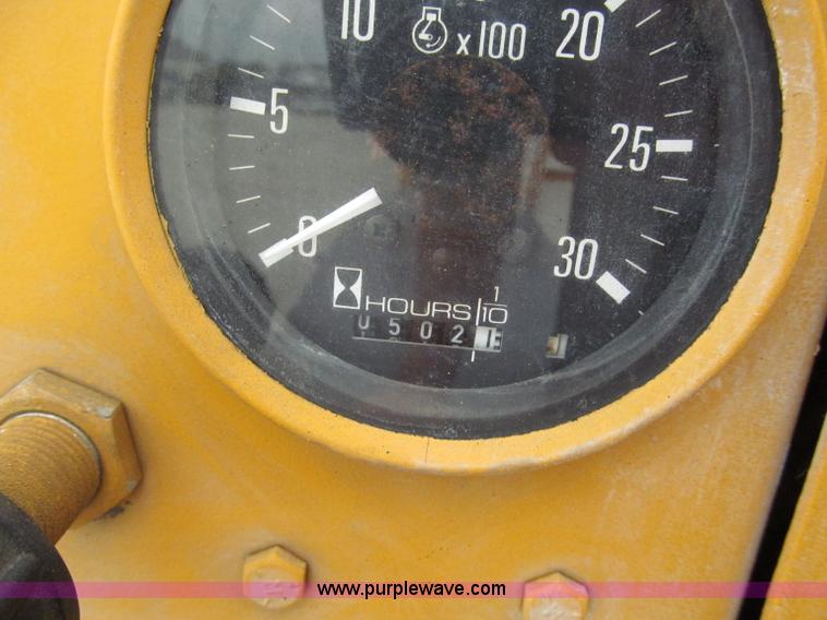 image for item F5071 1986 GMC General bridge inspection truck