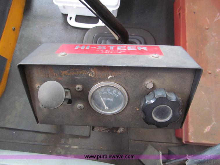 image for item F5071 1986 GMC General bridge inspection truck