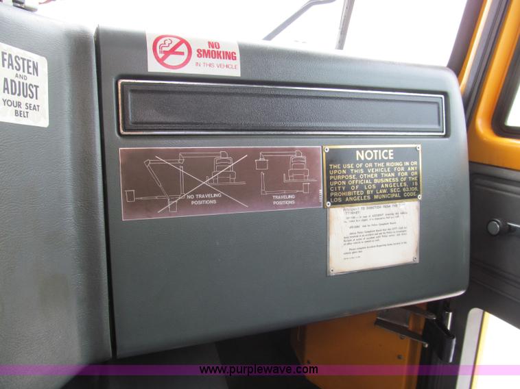 image for item F5071 1986 GMC General bridge inspection truck