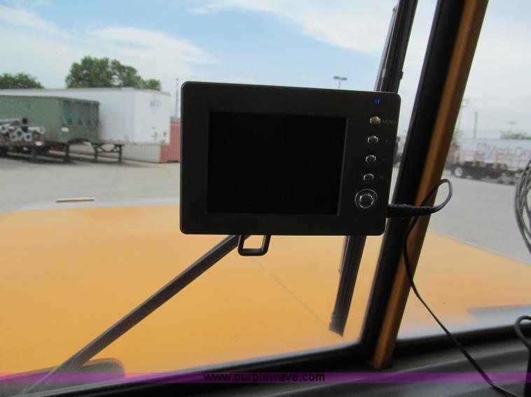 image for item F5071 1986 GMC General bridge inspection truck