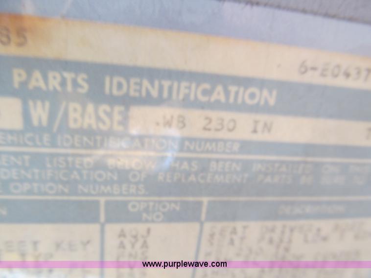 image for item F5071 1986 GMC General bridge inspection truck