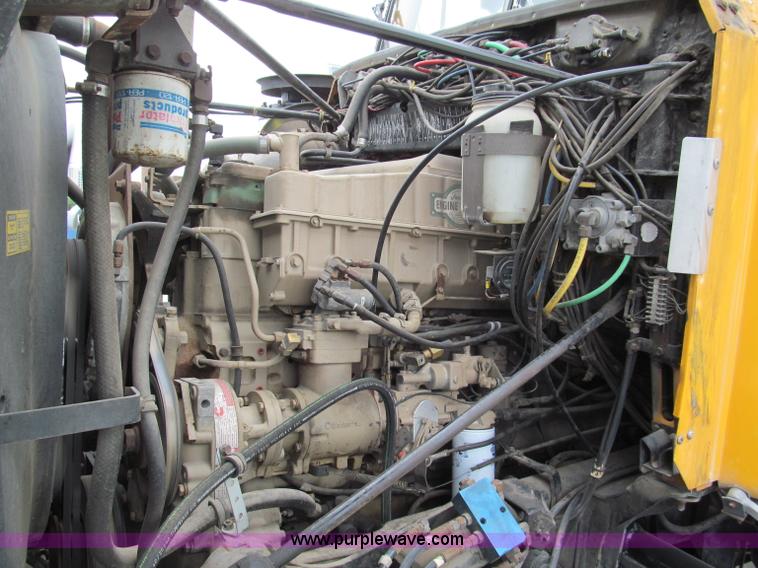 image for item F5071 1986 GMC General bridge inspection truck