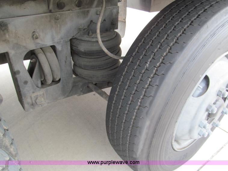 image for item F5071 1986 GMC General bridge inspection truck