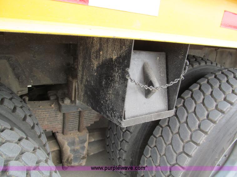 image for item F5071 1986 GMC General bridge inspection truck