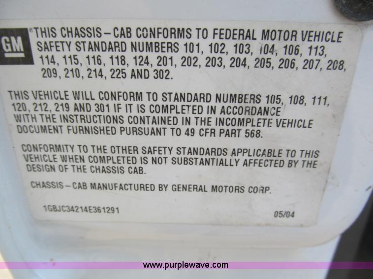 image for item F5078 2004 Chevrolet Silverado 3500 utility truck