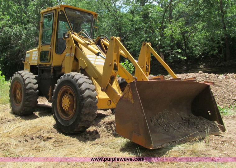 image for item F5101 1984 Fiat-Allis 345B wheel loader