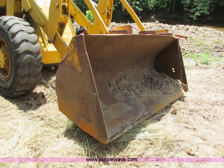 image for item F5101 1984 Fiat-Allis 345B wheel loader