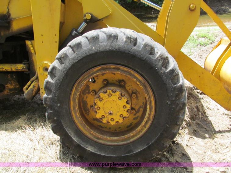 image for item F5101 1984 Fiat-Allis 345B wheel loader
