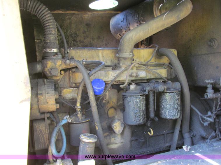 image for item F5101 1984 Fiat-Allis 345B wheel loader