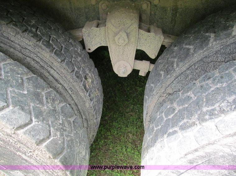 image for item F5102 1985 Kenworth W900 dump truck