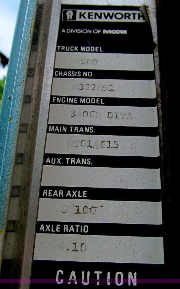 image for item F5102 1985 Kenworth W900 dump truck