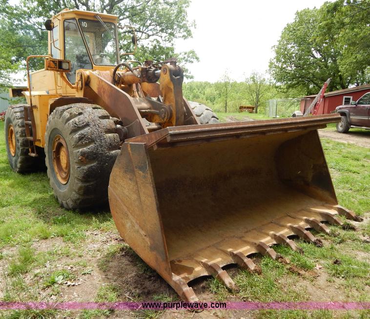 image for item G3205 1988 Kobelco LK900 wheel loader