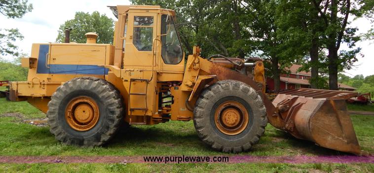 image for item G3205 1988 Kobelco LK900 wheel loader