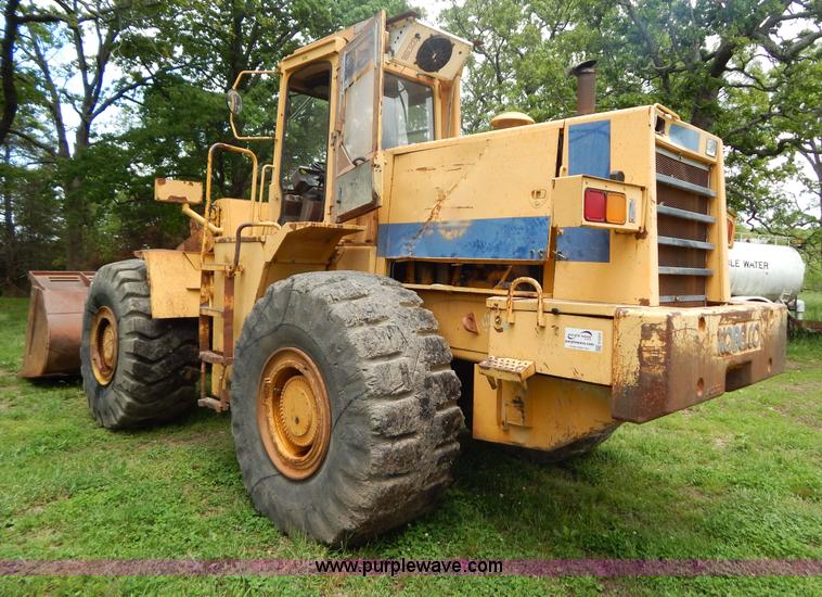 image for item G3205 1988 Kobelco LK900 wheel loader