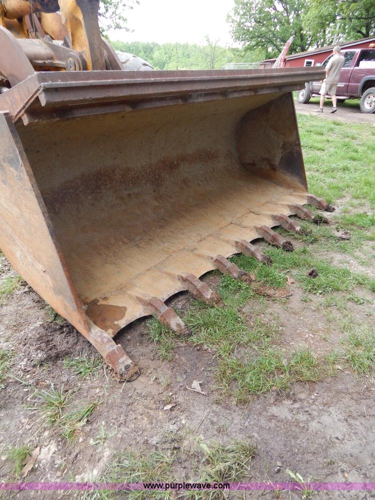 image for item G3205 1988 Kobelco LK900 wheel loader