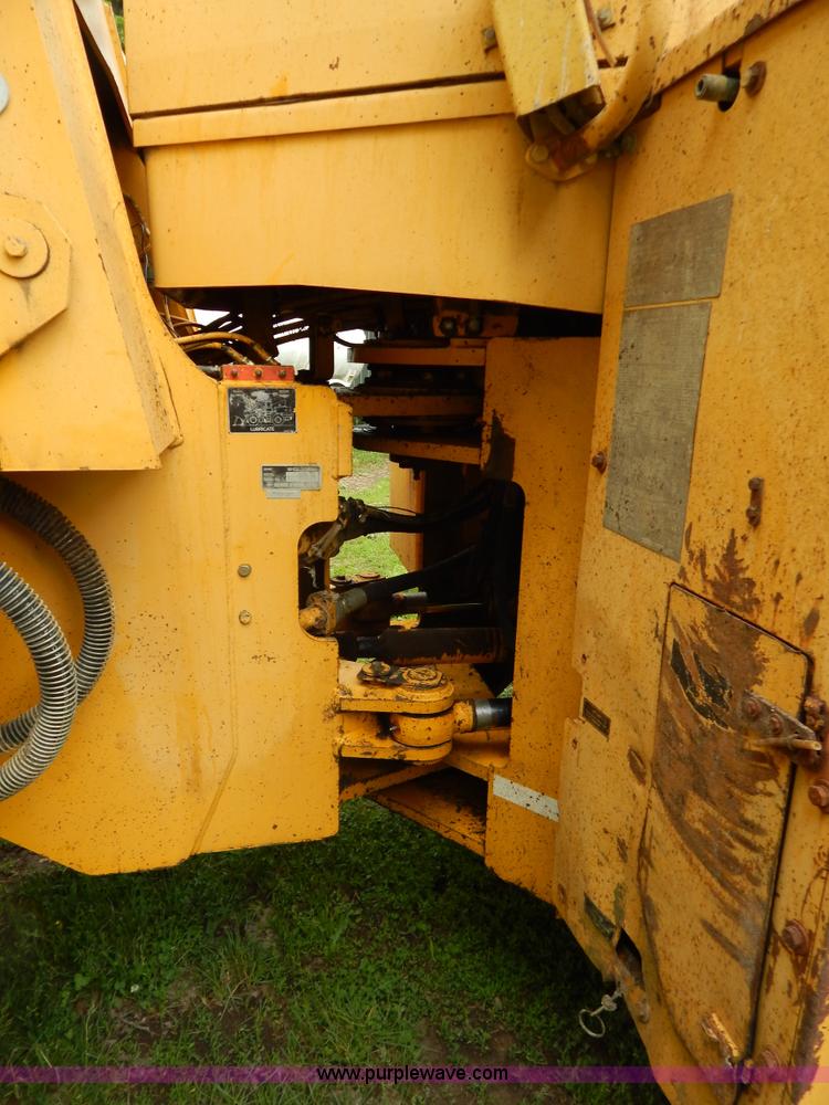 image for item G3205 1988 Kobelco LK900 wheel loader